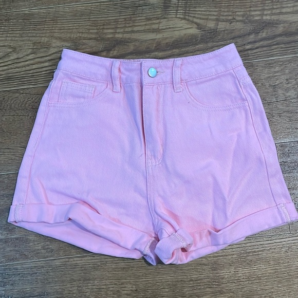 Pink Jean shorts - Picture 1 of 2